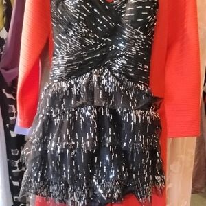 Chic Black and Silver Formal Dress